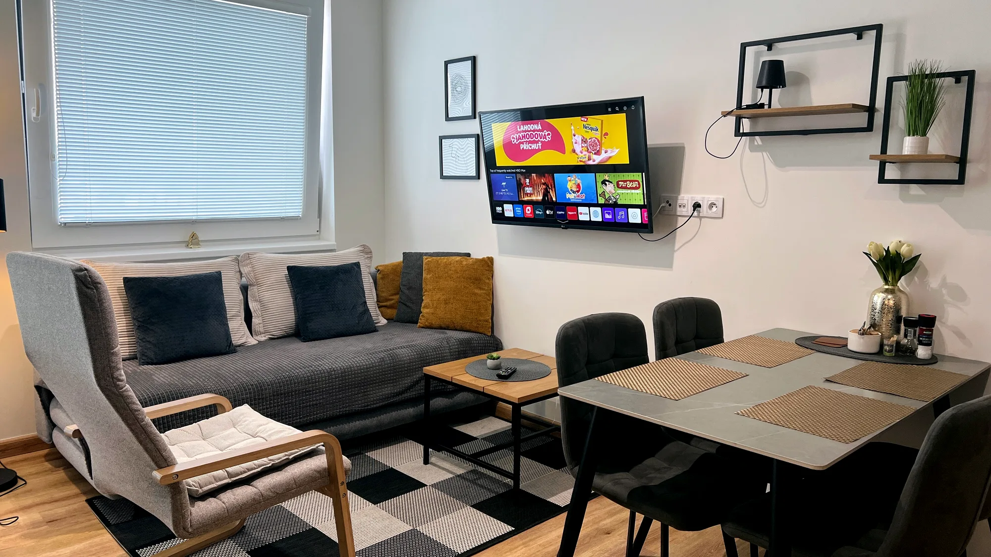 Obývací pokoj apartmánu 3+kk