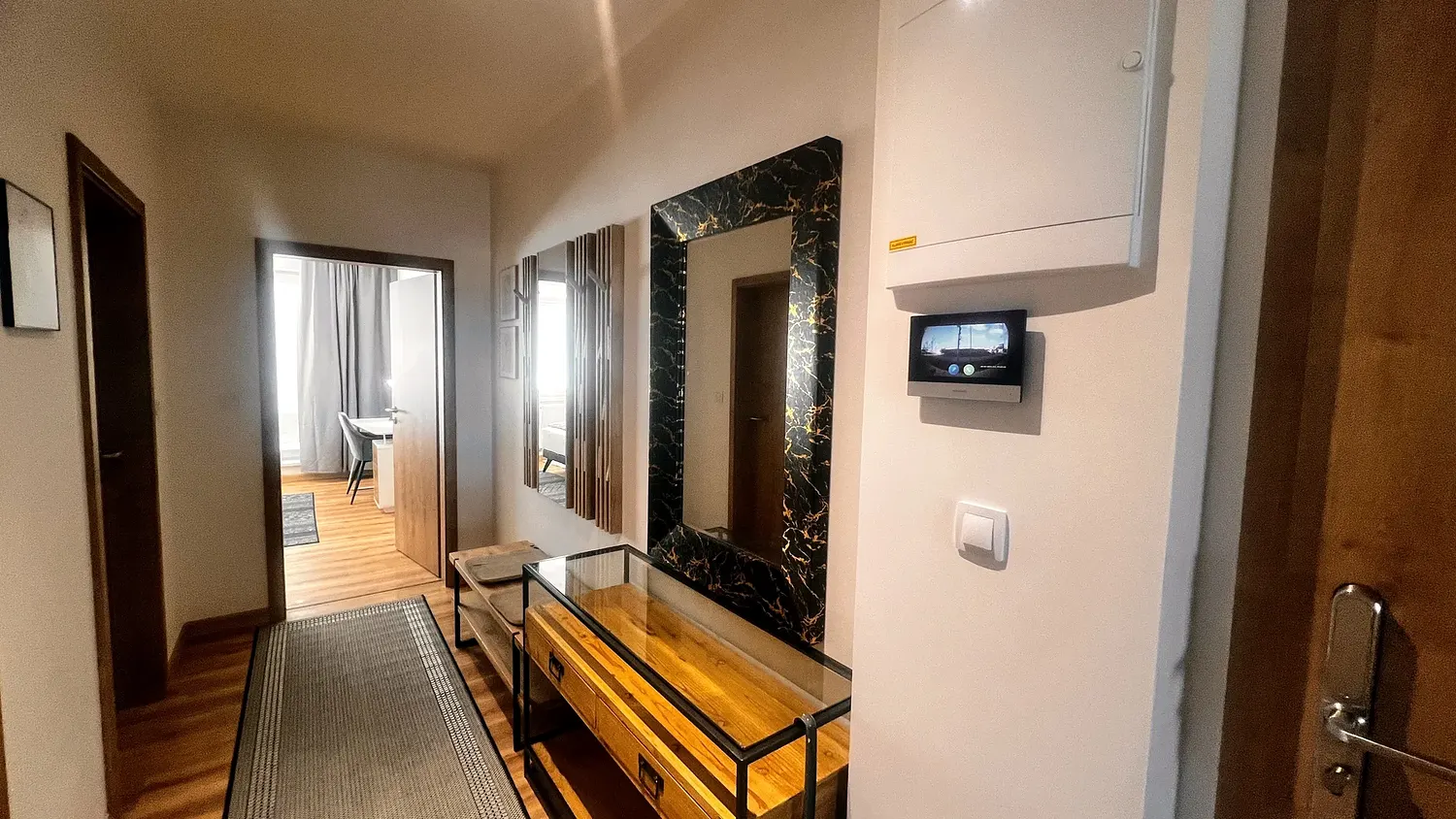 Chodba, apartmán 2+kk